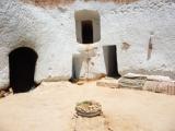 Cour intérieure d'une maison troglodyte